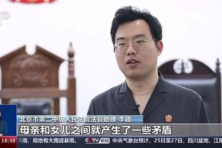 杜兰特：詹姆斯是一位非常伟大的球员 他巩固了历史前二地位